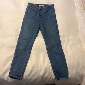 Levi’s Wedgie 24 26” inseam